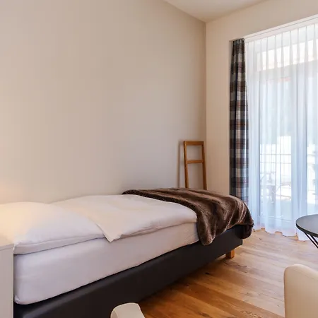 Hotel Edelweiss 2*