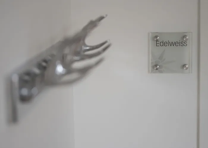 Edelweiss Szálloda 2*